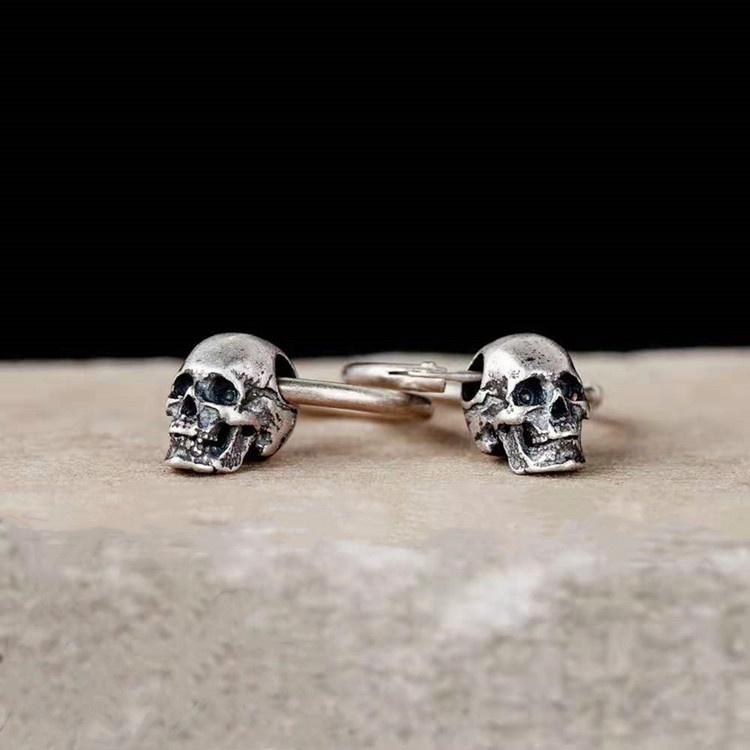 Bông Tai Hình Đầu Lâu Phong Cách Gothic Cổ Điển