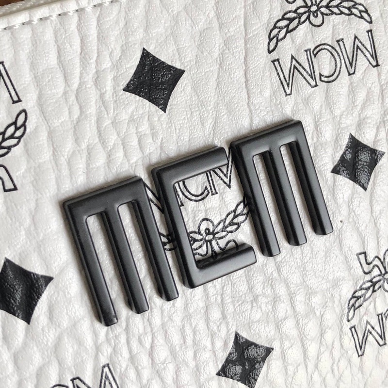 Túi đeo chéo nam da thật cao cấp thương hiệu MCM phối 3 màu