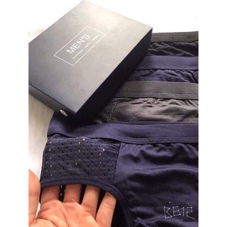 Hộp 4 Chiếc Sịp Men Chéo Thông Hơi