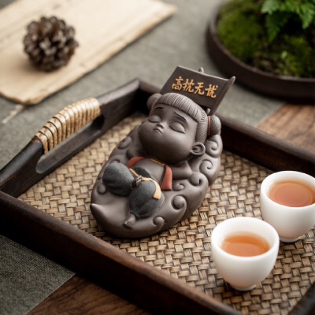 Tượng gốm tiểu Na Tra thiền- đặt bàn trà