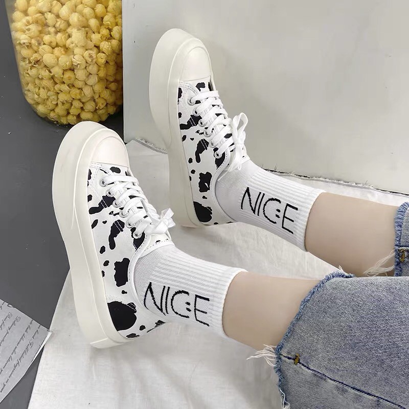 Free ship Giày thể thao nữ , giày sneaker nữ họa tiết bò sữa xinh xắn