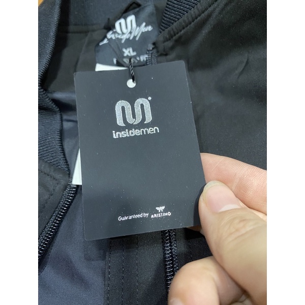 Áo khoác gió bomber nam Insidemen 2 lớp túi khoá trong và khoá 2 bên hông tiện lợi IJK020W1( 2 màu )