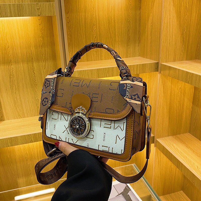 Túi Xach Nữ  Size 22 cm Đeo Chéo Đeo Vai Thời Trang Hàng Quảng Châu Cao Cấp Quảng Châu