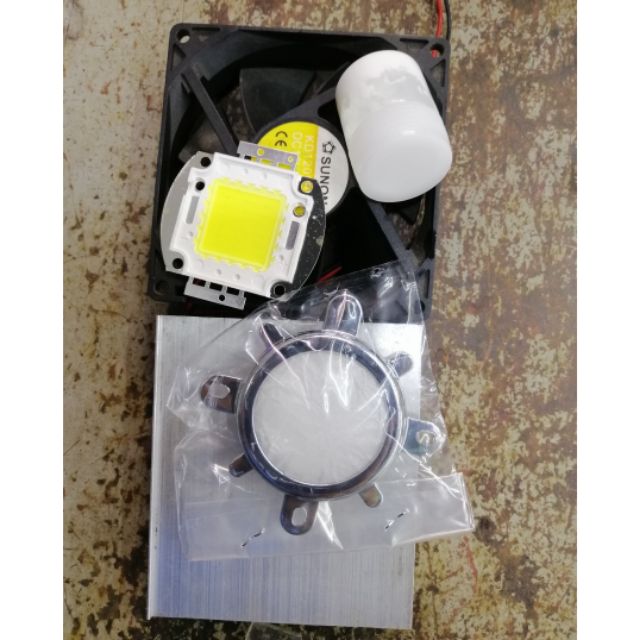 Combo led 30w + gương cầu +nhôm và keo tản nhiệt