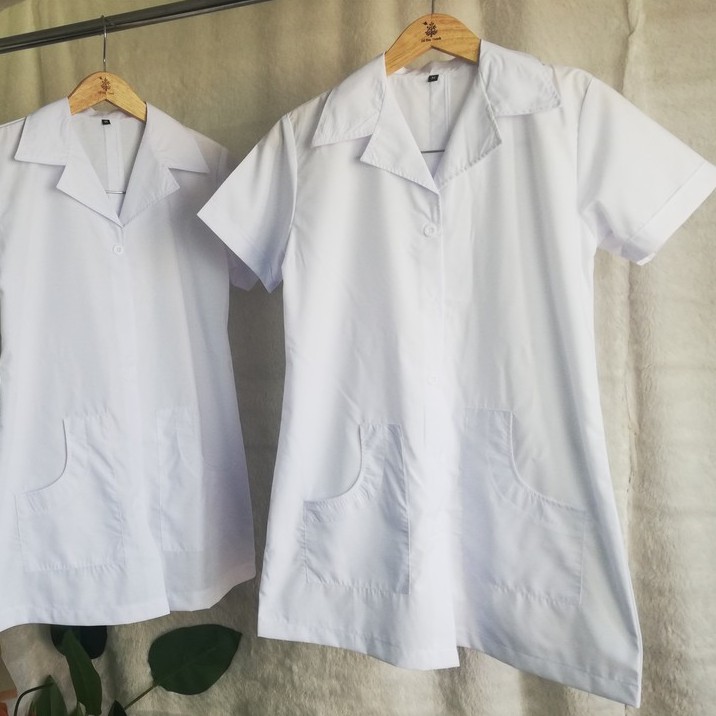 Áo Blouse Nam - Nữ Ngắn Tay Loại Tốt - Áo Bác Sĩ, Y Tá, Dược Sĩ, Spa Giá Gốc