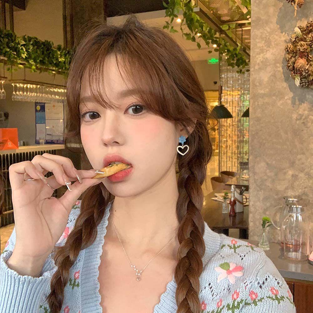 Khuyên Tai Hình Trái Tim/Hoa Thanh Lịch Phong Cách Hàn Quốc
