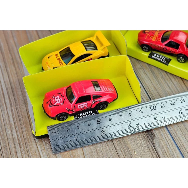 Xe kim loại mô hình 1:64