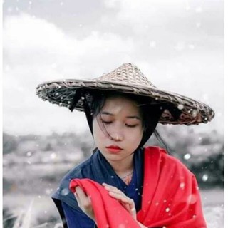 Nón lá cổ.