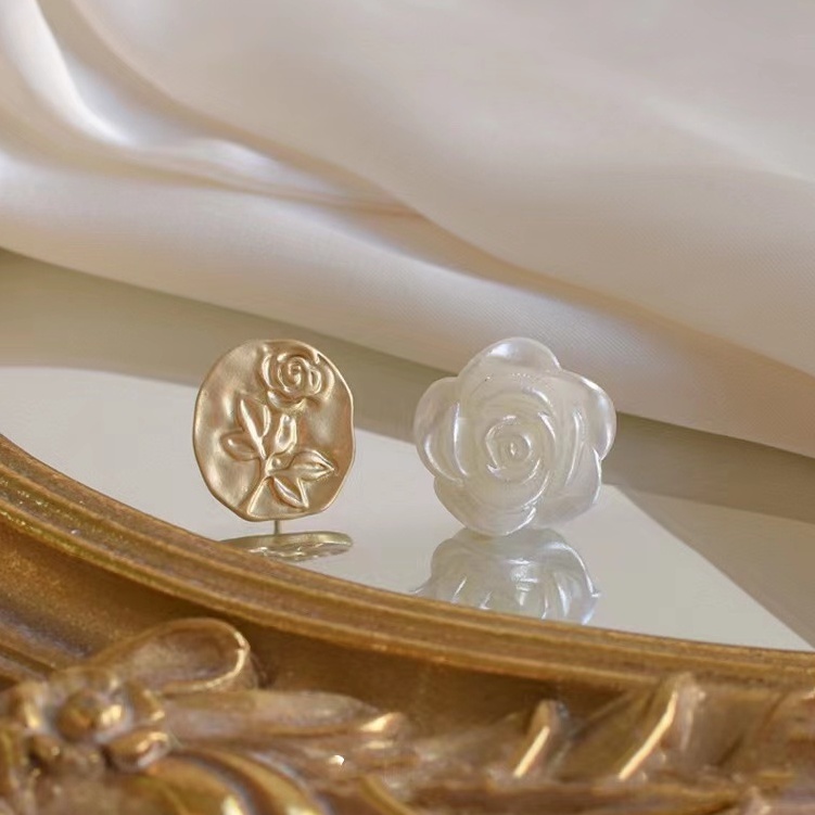 Bông Tai Mạ Bạc 925 Hình Hoa Hồng Trắng Đơn Giản Phong Cách Retro Hàn Quốc