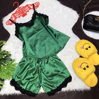 Set bộ mặc nhà phi lụa.