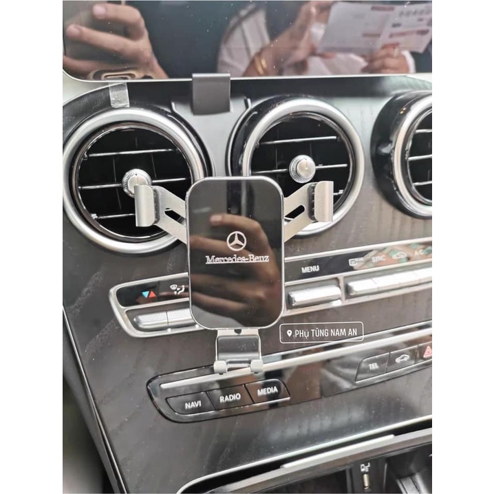 GIÁ ĐỠ ĐIỆN THOẠI MERCEDES