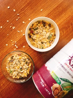 Ngũ cốc mixed nuts oatmeal