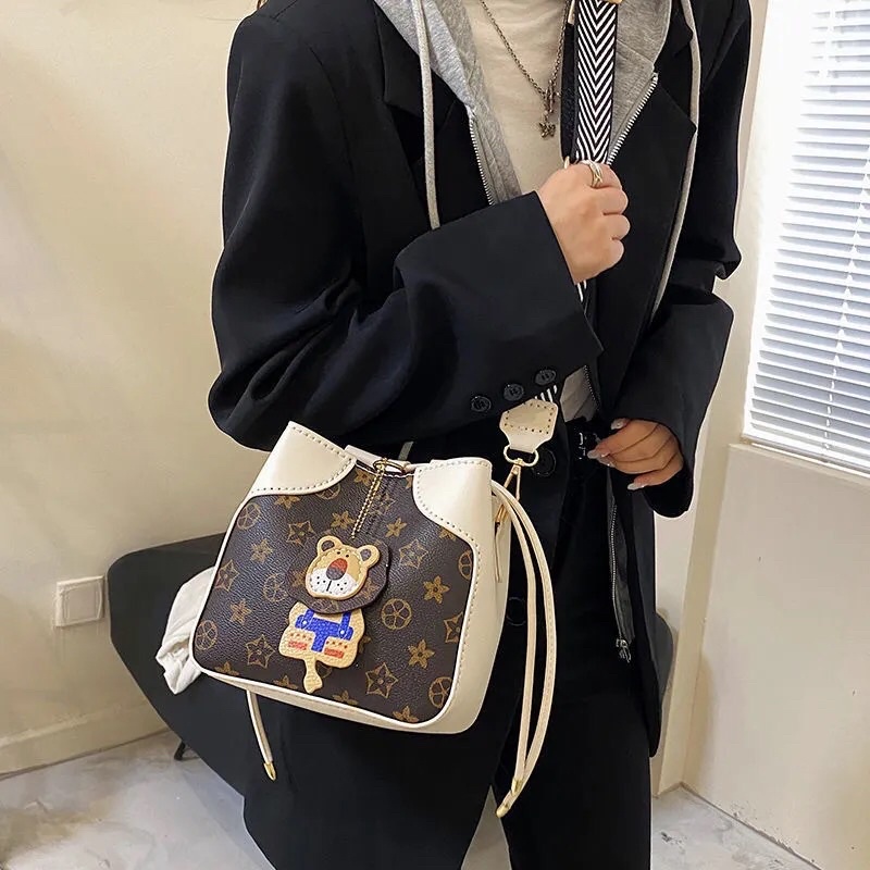 M18_Tự May Túi Xách Handmade Kèm Móc Sư Tử