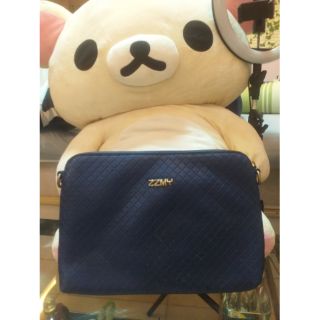 Túi đeo chéo và cầm tay