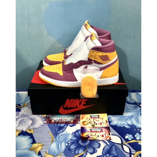 'Giày Cổ Cao' Nike Air Jordan 1 Retro High OG Brotherhood