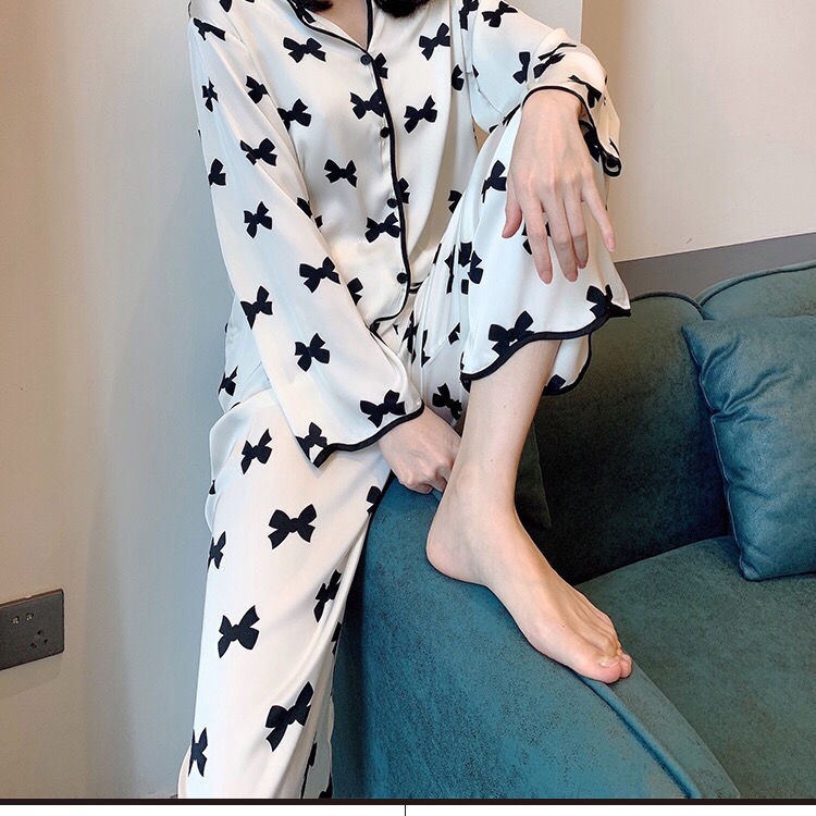 Bộ đồ ngủ tay ngắn màu trắng đen thiết kế đơn giản thời trang cho nữ