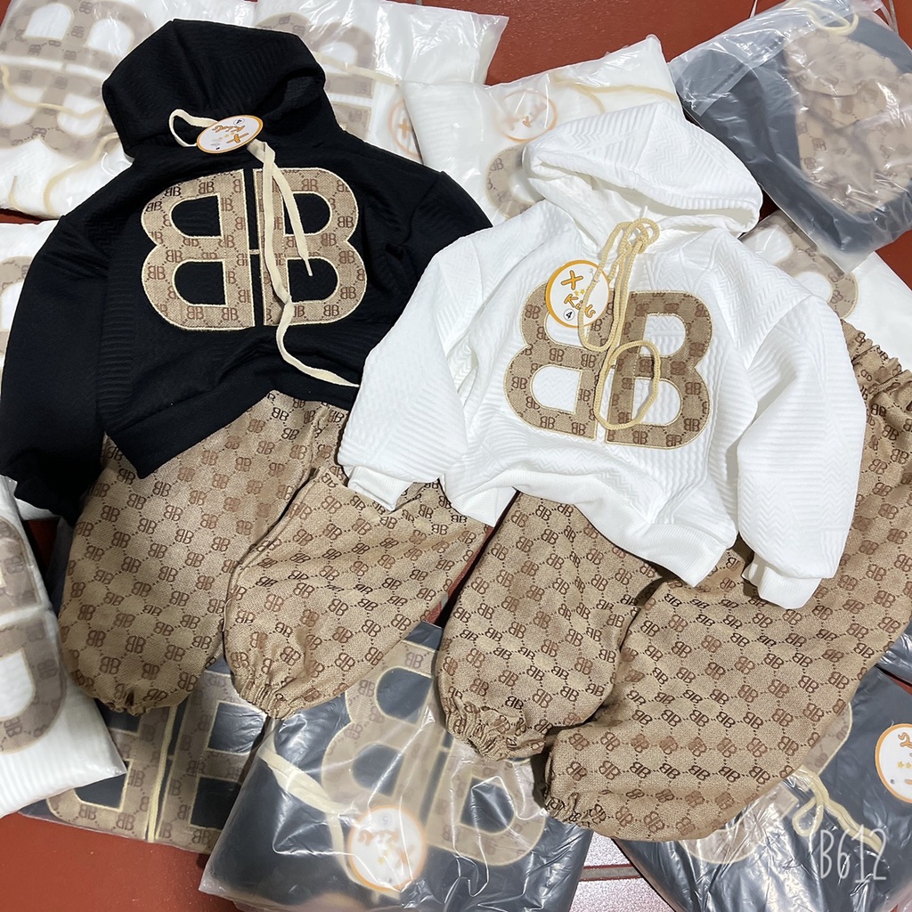 Quần áo bé trai, bộ thu đông bé trai áo mũ thêu chữ BB quần GC dệt trên vải sz 13-25kg