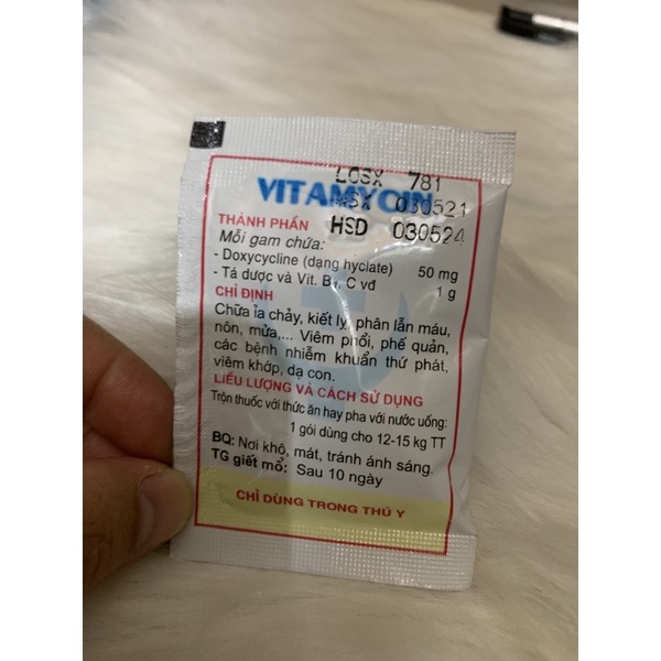 Vitamycin 5g - dùng tốt cho chó mèo -dạng bột- 1 gói dùng cho 12-15kg