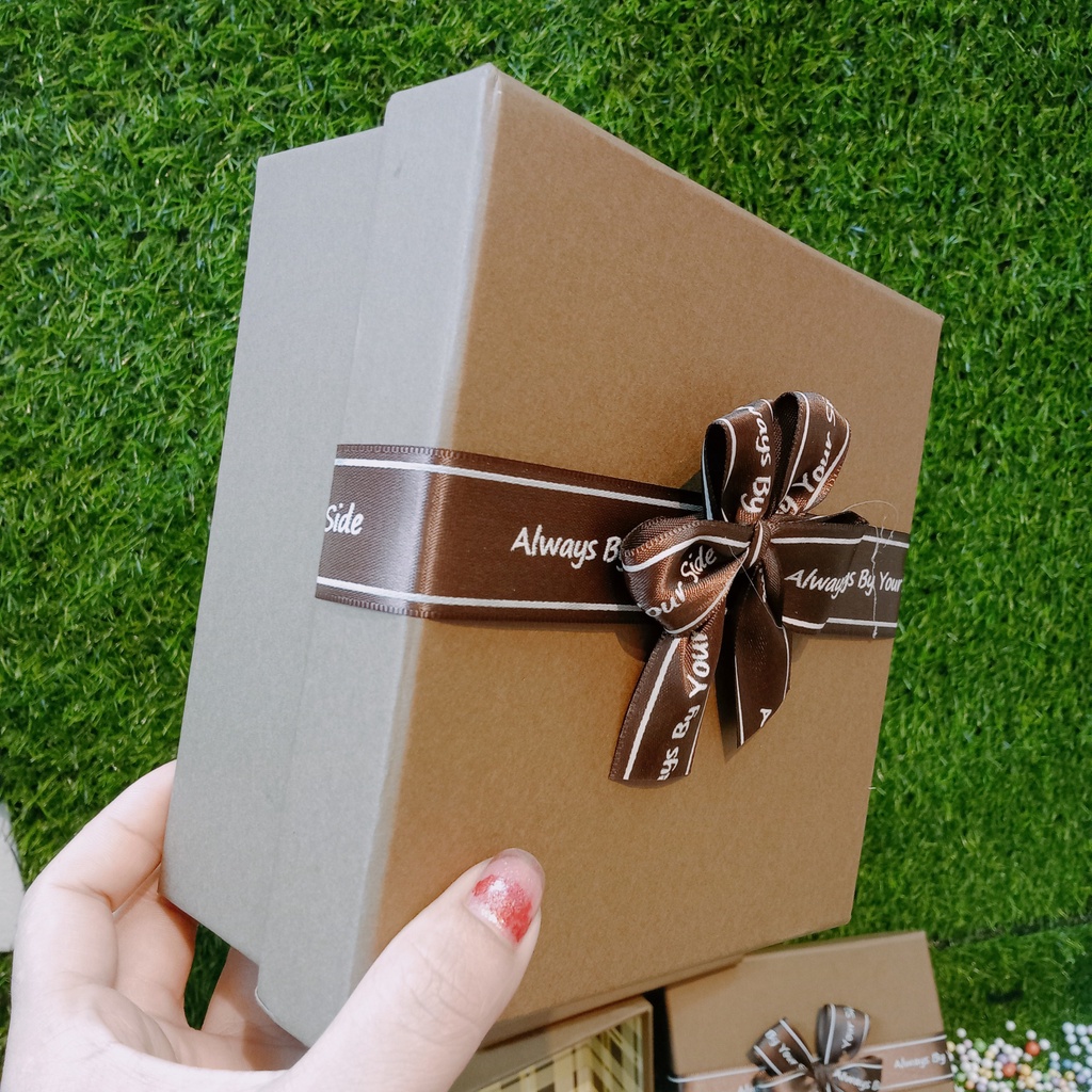 (15x15x7.5cm) Hộp quà sinh nhật, Hộp Quà Tặng Valentin cao cấp màu NÂU TÂY làm quà tặng bạn trai bạn gái người yêu