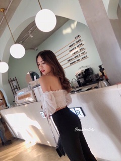 Quần tây loe nhẹ