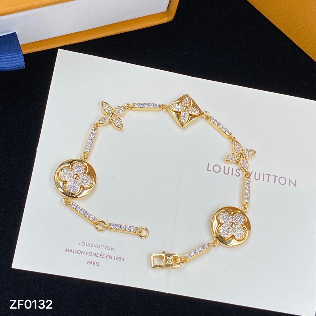 Vòng tay mạ bạc 925 mặt chữ V thời trang