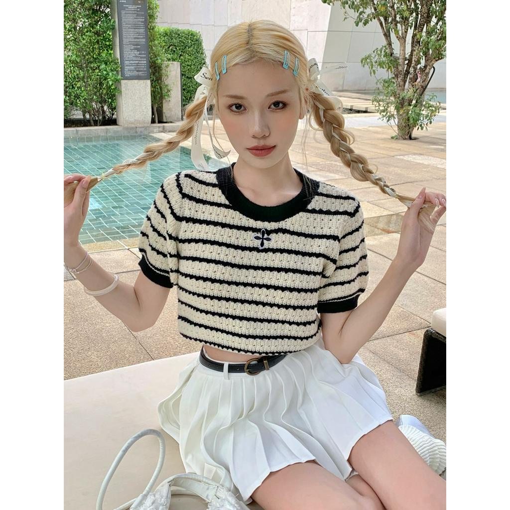 Áo Thun Dệt Kim Cổ Tròn Họa Tiết Kẻ Sọc 61445