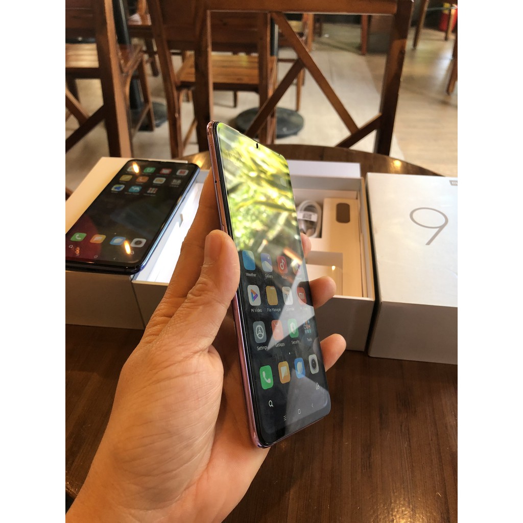 Điện thoại xiaomi mi 9 nguyên hộp ram 6gb bộ nhớ 128gb cấu hình khủng | BigBuy360 - bigbuy360.vn