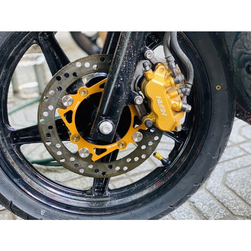 Đĩa TQ6 phe gài inoc size 240mm gắn Sh150i/125/Sh300i/Sh300i/…