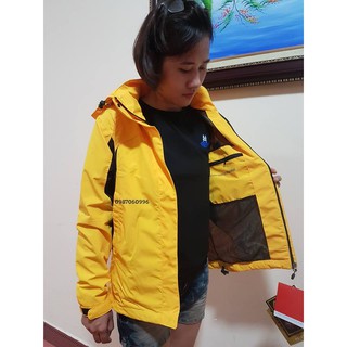 Áo khoác 2 lớp TNF(Vàng)