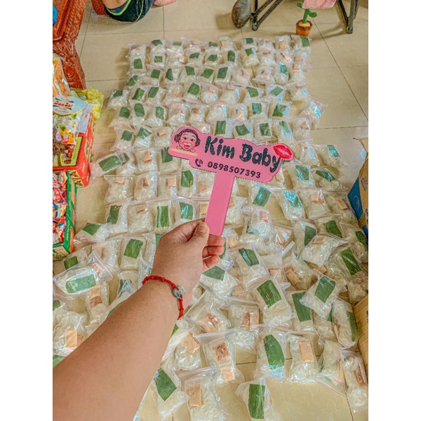 Bánh tráng phơi sương muối nhuyễn sate hành phi .