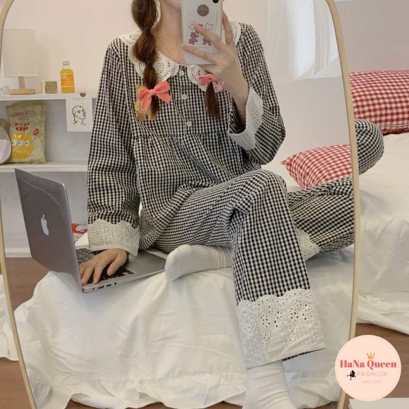 Bộ đồ dài tay hoạ tiết kẻ kẻ phối cổ ren cực xinh (Hàng có sẵn)