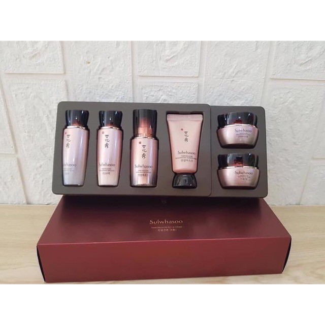 set mini thông đỏ sulwhasoo timetreasure 5 - 6 sản phẩm mẫu mới