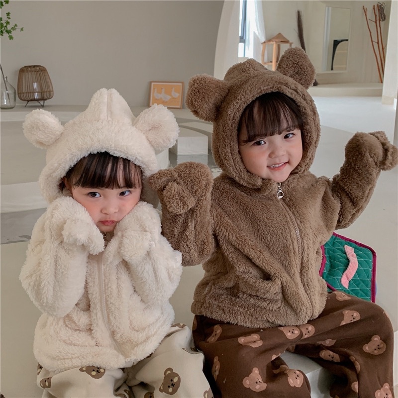 Áo khoác bông tai hình chú gấu đáng yêu kèm bao ( gang) tay cho bé trai bé gái hàng quảng châu