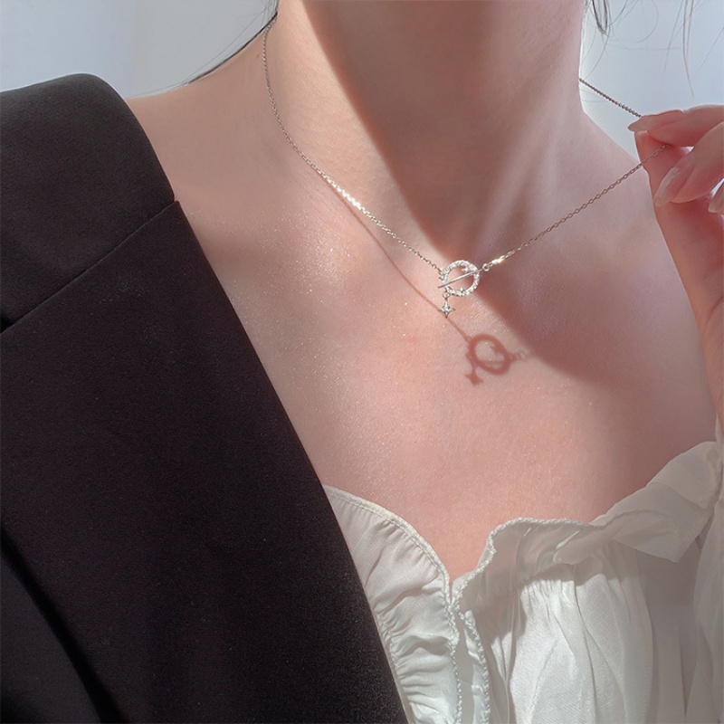 Dây chuyền WE FLOWER mặt hình ngôi sao mặt trăng đính đá zircon nhân tạo thời trang dành cho nữ