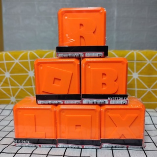 Roblox toy box series 8 celebrity Chính Hãng Có Code