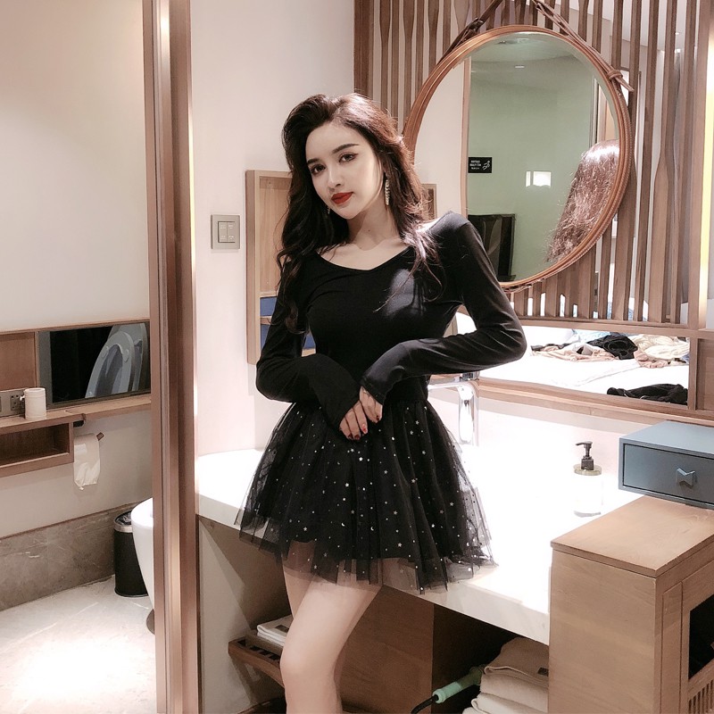 Đầm nữ tay dài cổ tròn hở lưng váy xòe đen lấp lánh bling bling ulzzang