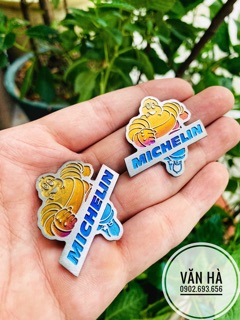 Các mẩu Tem Titan