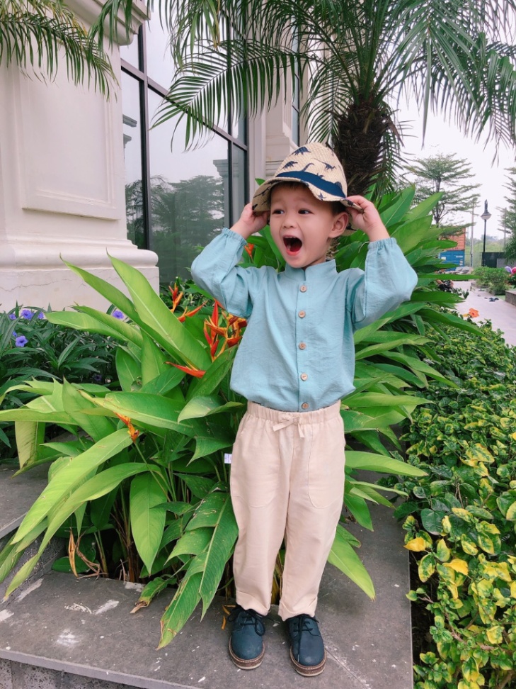 Bộ bé trai thiết kế áo màu xanh mint bạc hà đũi xước Nhật cao cấp