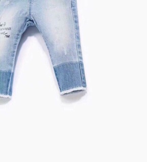 Quần jeans zara