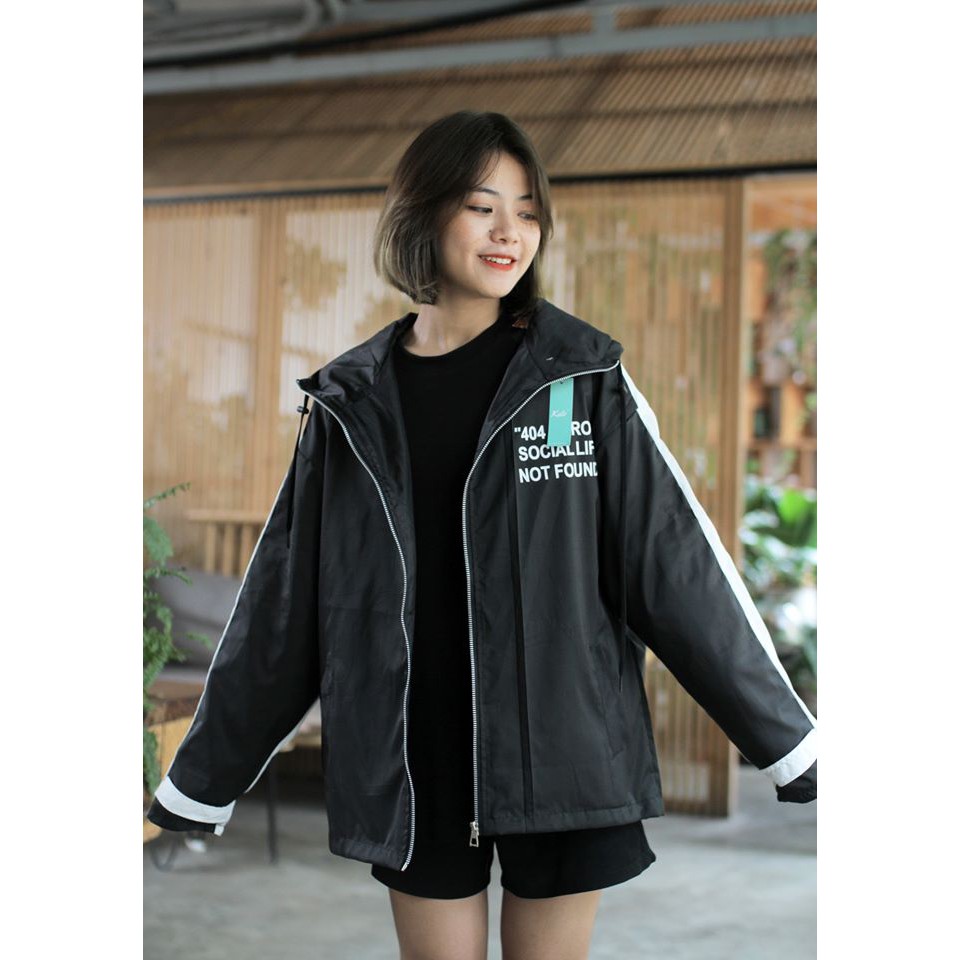 Áo khoác gió chữ