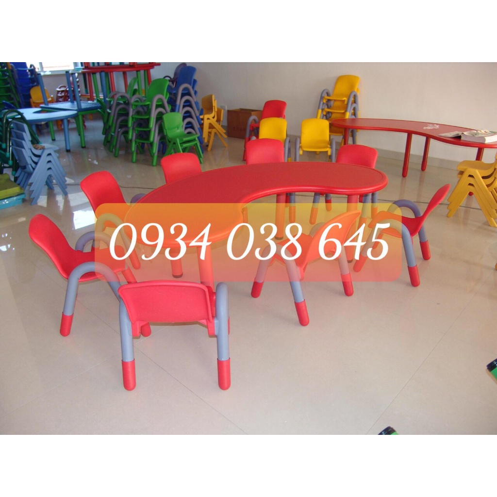 Mẫu bàn học tuyệt đẹp dành cho bé