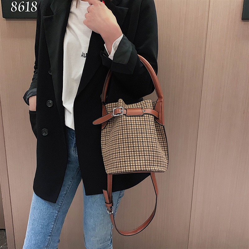Túi xách nữ mini đeo chéo đựng điện thoại dáng xô