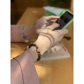 vòng tay trầm hương