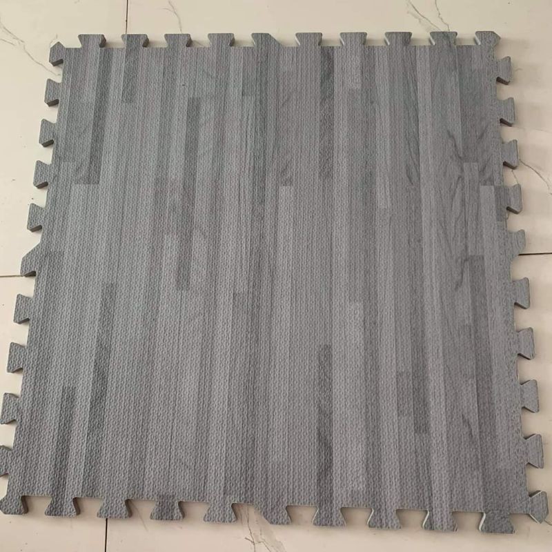 Thảm xốp vân gỗ 60x60x1cm