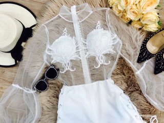 Jum short phối lưới đắp ren ngực Sỉ