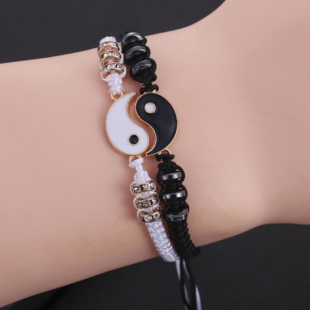 Set 2 vòng tay dây bện mặt kim loại ghép hình bát quái trắng đen cho cặp đôi có bán lẻ