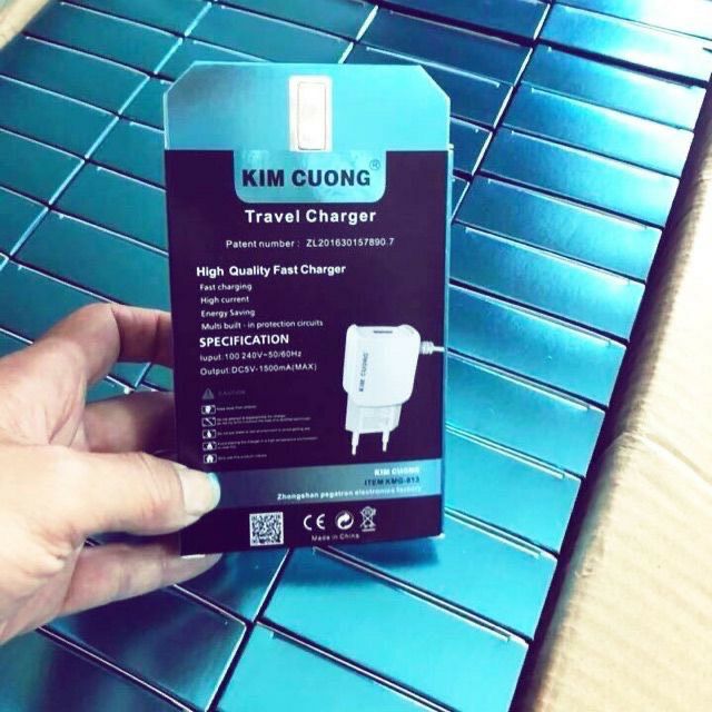BS03 - BỘ CỦ, CÓC SẠC KIM CƯƠNG 1.5A MAX KMG-813 LIỀN DÂY