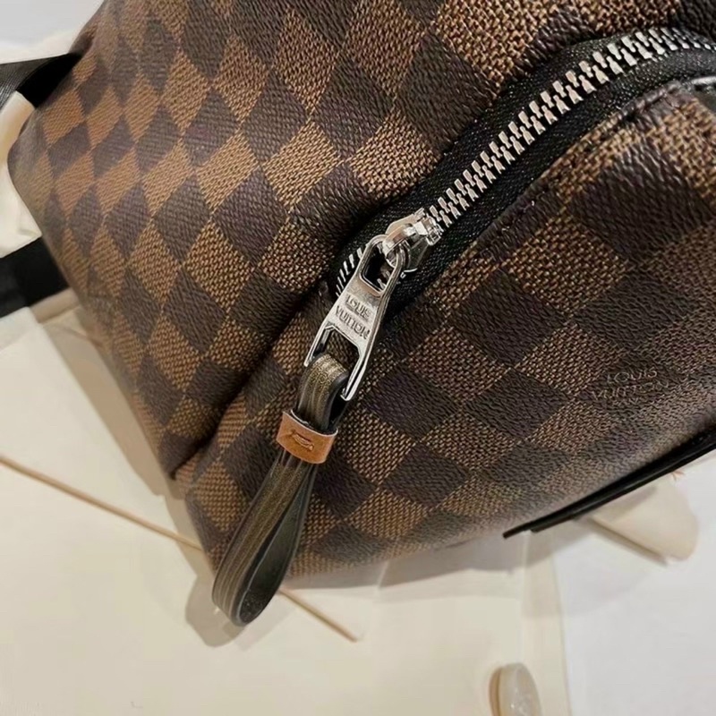 Balo Lv Discovery size lớn đựng vừa A4 laptop size 40x30 backpack