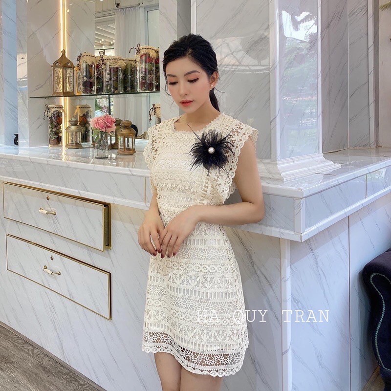 Hoa Cài Áo Đính Ngọc Cao Cấp Xinh Đẹp Xuất Sắc