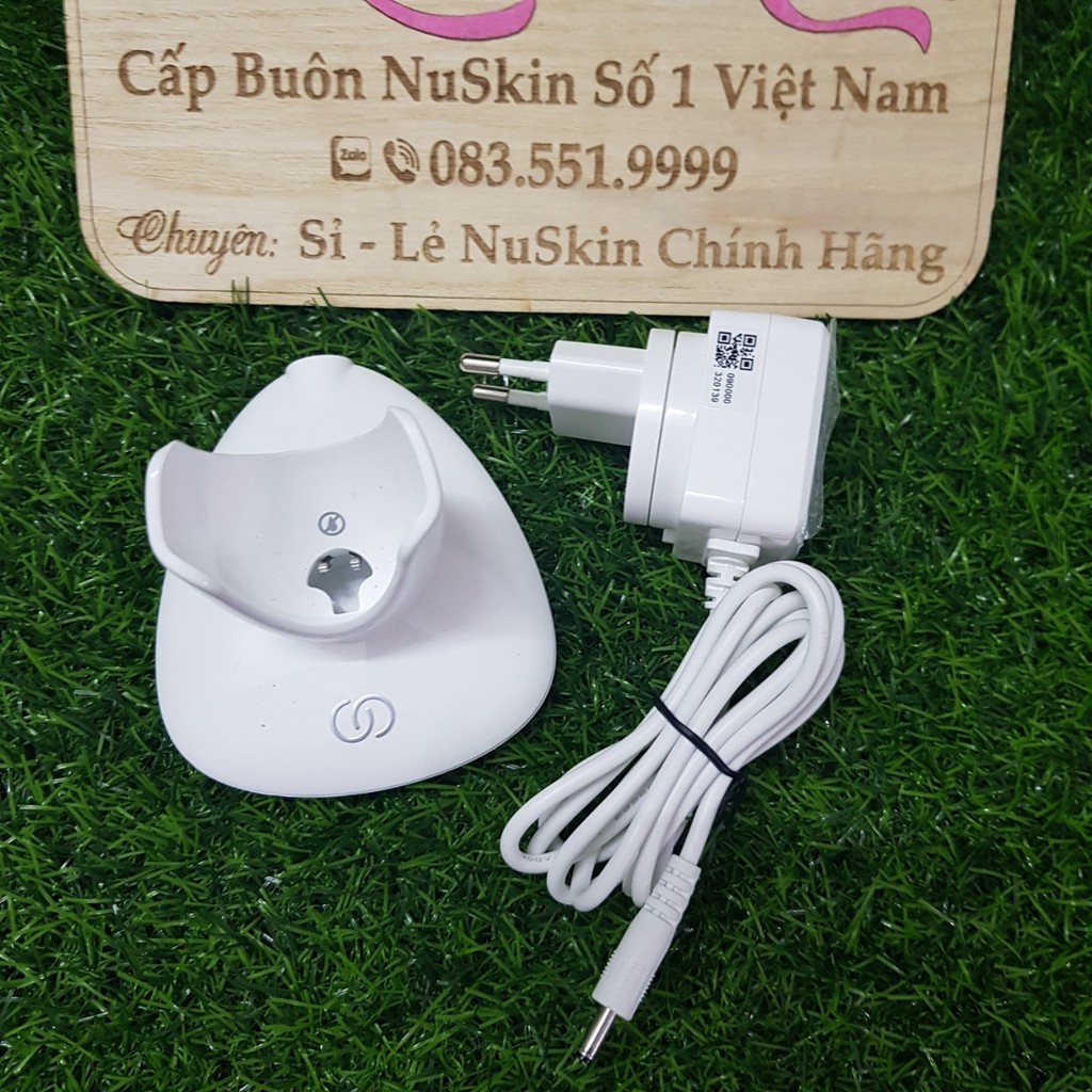 Sạc Máy Rửa Mặt LumiSpa